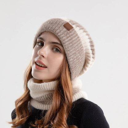 EVA – Cozy Knit Hat & Scarf Set