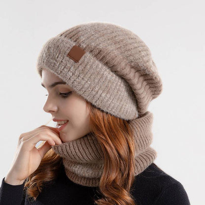 EVA – Cozy Knit Hat & Scarf Set